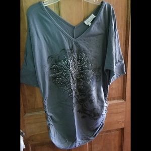 Oh!Mamma grey large crop sleeve top flower